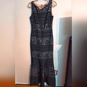 Signature by Sangria black lace and sequined prom/ special occasion dress